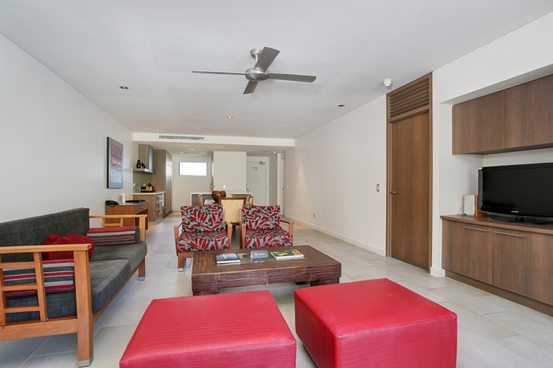 Photo - 203/5 Triton Street, Palm Cove QLD 4879 - Image 3