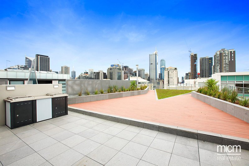 Photo - 203/53 Batman Street, West Melbourne VIC 3003 - Image 9