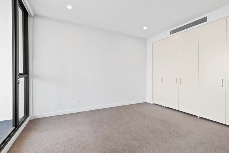 Photo - 203/544 Pacific Highway, Chatswood NSW 2067 - Image 4