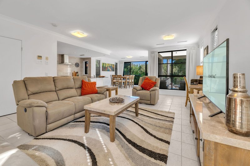 Photo - 2036/1 The Vistas Drive, Carrara QLD 4211 - Image 9