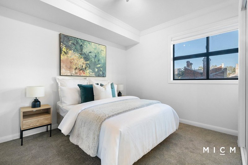 Photo - 203/67-71 Stead Street, South Melbourne VIC 3205 - Image 6