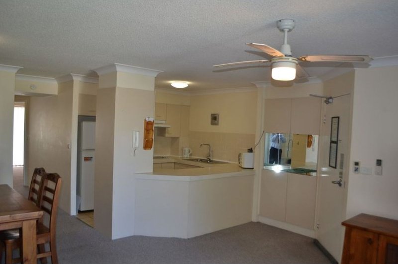 Photo - 20/37 Bayview Street, Runaway Bay QLD 4216 - Image 4