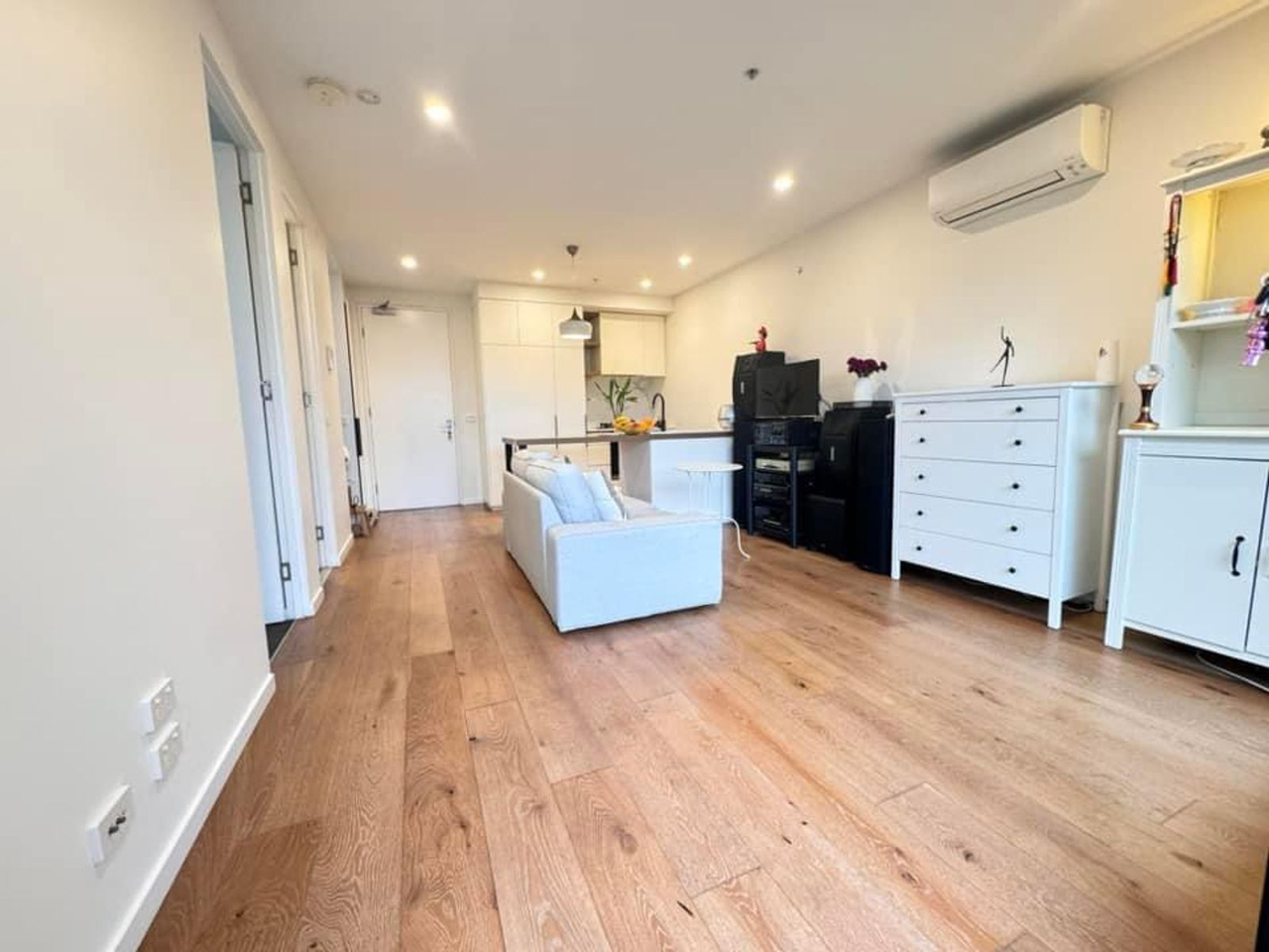 203 83-85 DRUMMOND STREET, OAKLEIGH VIC 3166 - Image 2