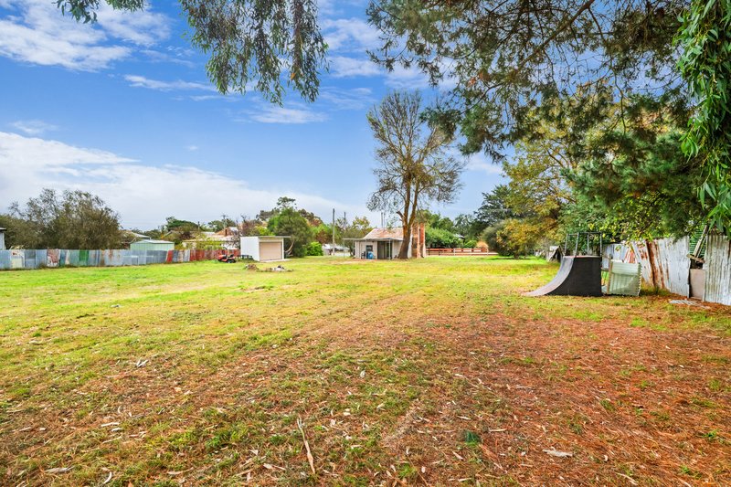 Photo - 2039 Glenelg Highway, Scarsdale VIC 3351 - Image 12