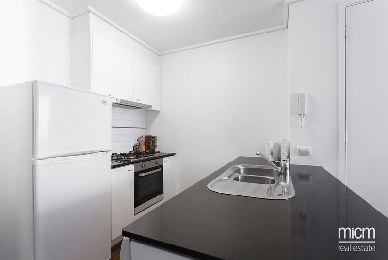 Photo - 203/99 Whiteman Street, Southbank VIC 3006 - Image 2