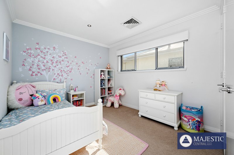 Photo - 203A Riseley Street, Booragoon WA 6154 - Image 28