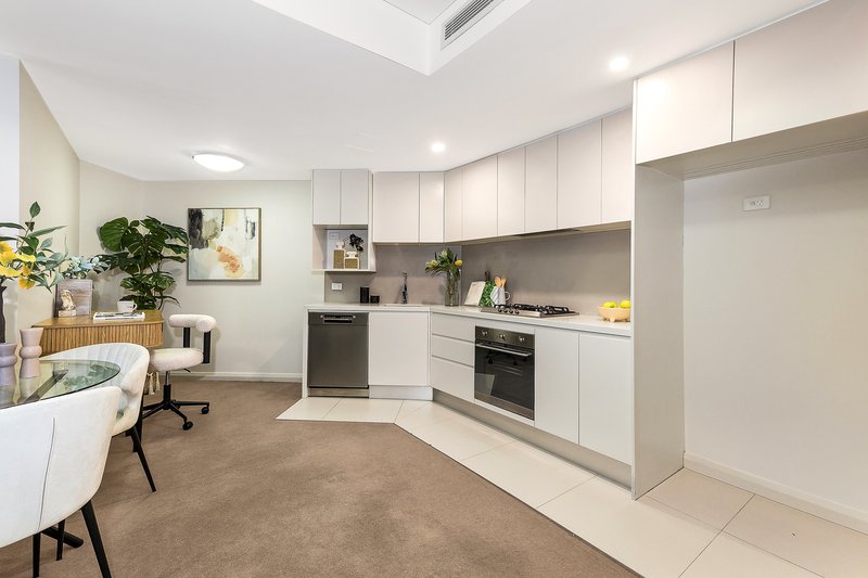 Photo - 203C/3-7 Lorne Avenue, Killara NSW 2071 - Image 1