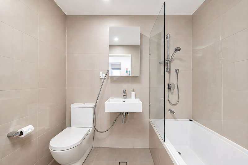Photo - 203D/2 Rowe Drive, Potts Hill NSW 2143 - Image 7