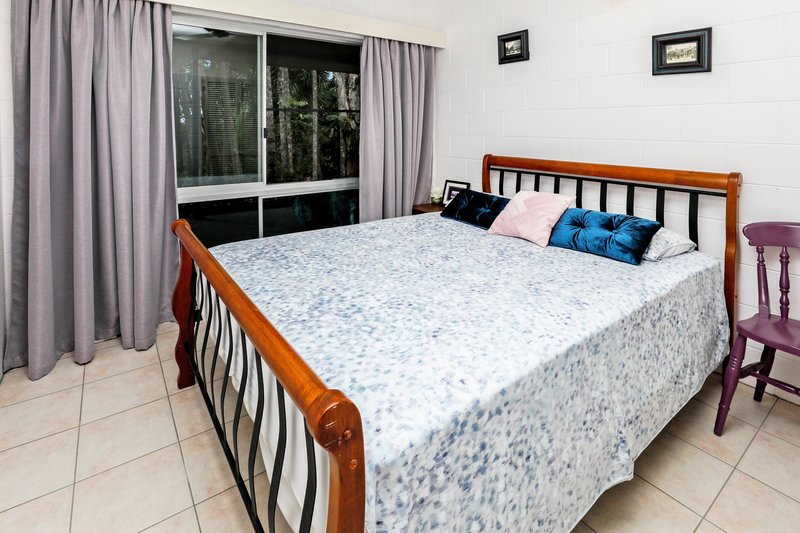 Photo - 204-206 Panguna Street, Trinity Beach QLD 4879 - Image 6