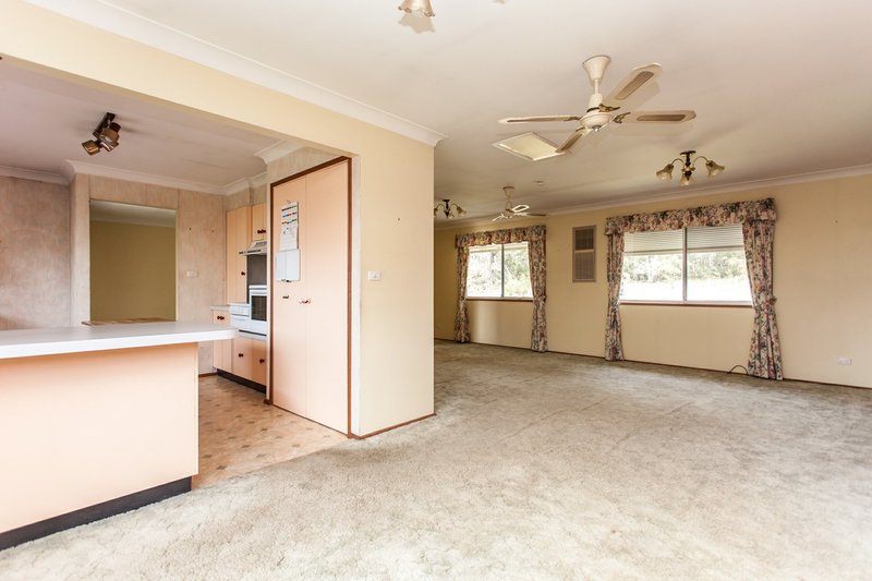 Photo - 204 Cessnock Road, Neath NSW 2326 - Image 11