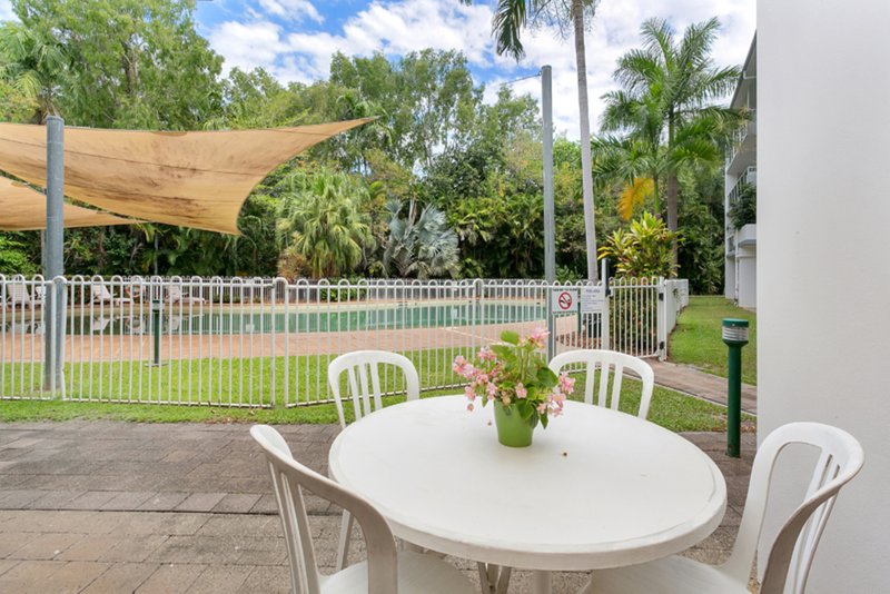 Photo - 204 Coral Coast Drive, Palm Cove QLD 4879 - Image 9