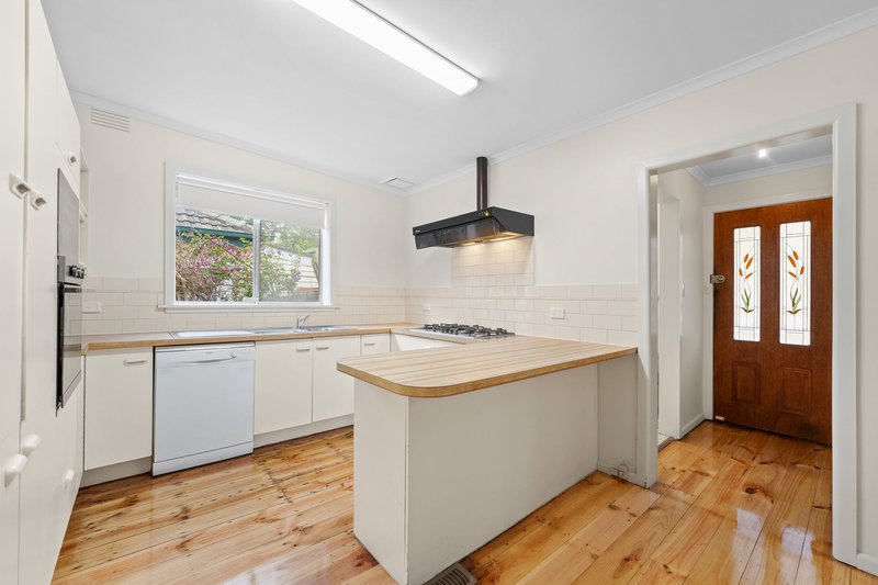 Photo - 204 Rattray Road, Montmorency VIC 3094 - Image 1