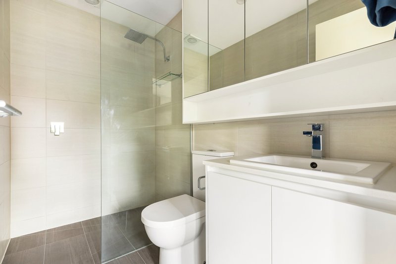 Photo - 204 Reynard Street, Coburg VIC 3058 - Image 6