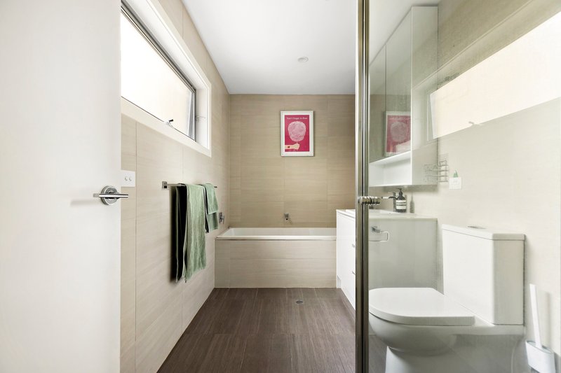 Photo - 204 Reynard Street, Coburg VIC 3058 - Image 9