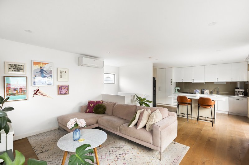 Photo - 204 Reynard Street, Coburg VIC 3058 - Image 11