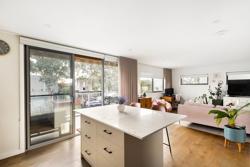 Photo - 204 Reynard Street, Coburg VIC 3058 - Image 13