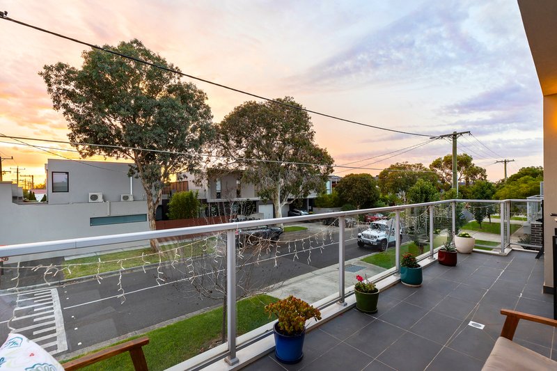 Photo - 204 Reynard Street, Coburg VIC 3058 - Image 14