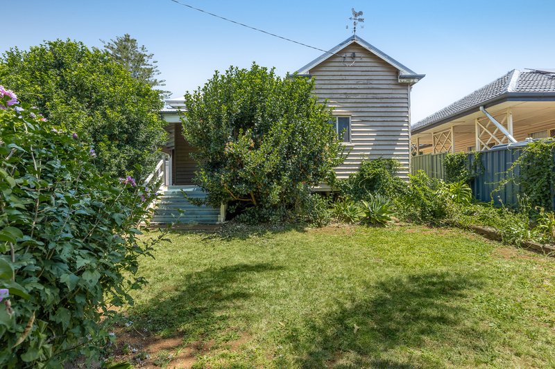 204 Taylor Street, Newtown QLD 4350