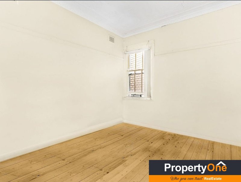 Photo - 204 The Boulevarde , Punchbowl NSW 2196 - Image 3