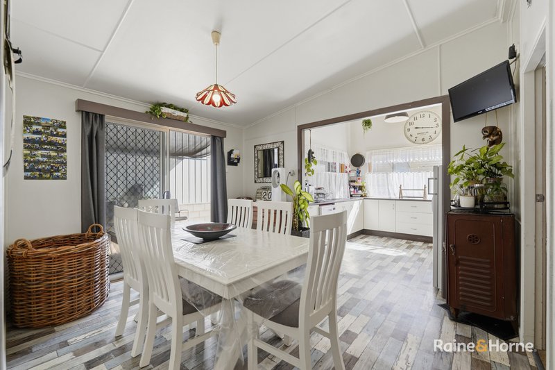 Photo - 204 West Avenue, Glen Innes NSW 2370 - Image 6