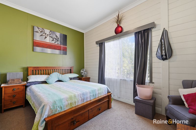 Photo - 204 West Avenue, Glen Innes NSW 2370 - Image 8