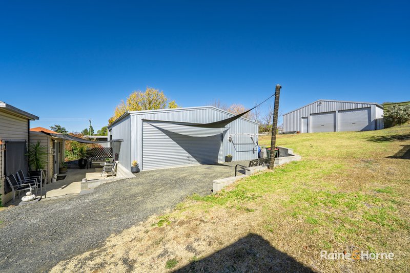 Photo - 204 West Avenue, Glen Innes NSW 2370 - Image 11