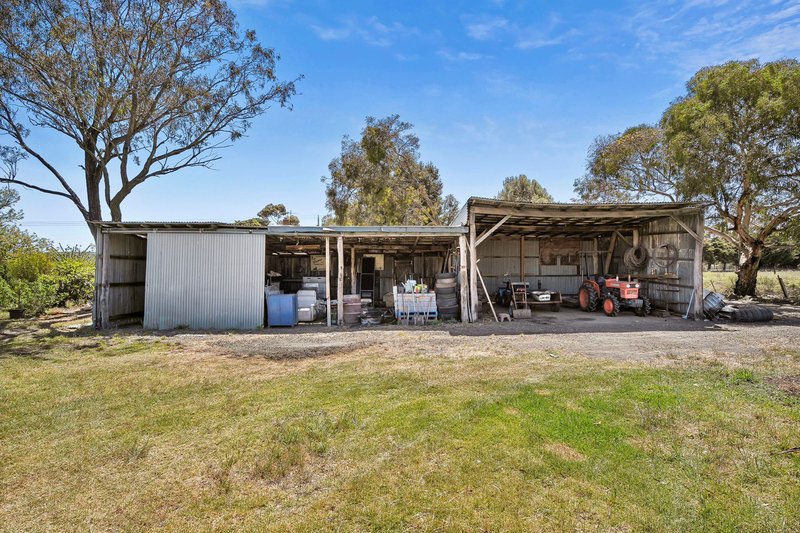 Photo - 2040 Ballan Road, Anakie VIC 3213 - Image 11