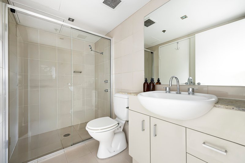 Photo - 204/1 Adelaide Street, Bondi Junction NSW 2022 - Image 6