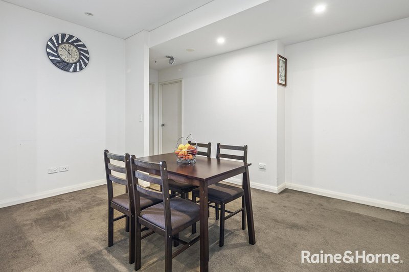 Photo - 204/10 Norfolk Street, Liverpool NSW 2170 - Image 8