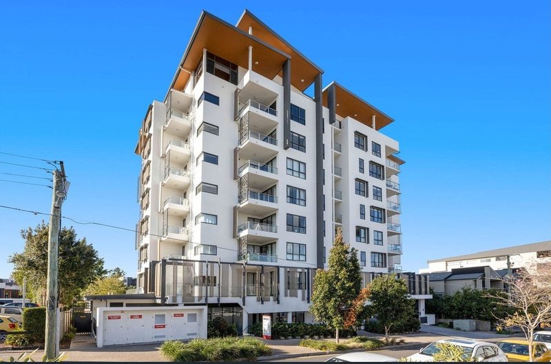 Photo - 204/10 Norton Street, Upper Mount Gravatt QLD 4122 - Image 1
