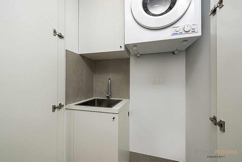 Photo - 204/109 Oxford Street, Bondi Junction NSW 2022 - Image 8