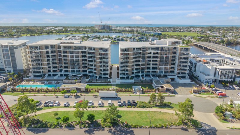 Photo - 204/11 Waterside Retreat, Birtinya QLD 4575 - Image 3