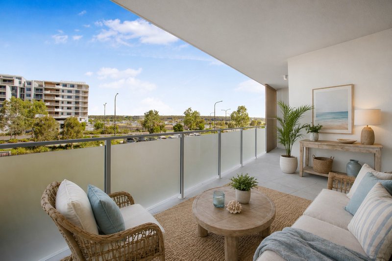 Photo - 204/11 Waterside Retreat, Birtinya QLD 4575 - Image 7