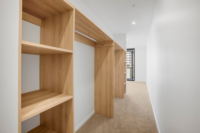 Photo - 204/11 Waterside Retreat, Birtinya QLD 4575 - Image 11