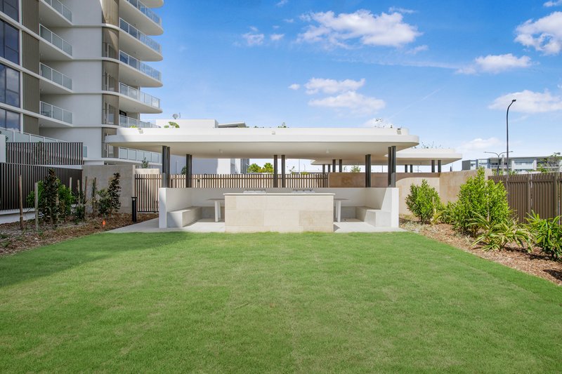 Photo - 204/11 Waterside Retreat, Birtinya QLD 4575 - Image 30