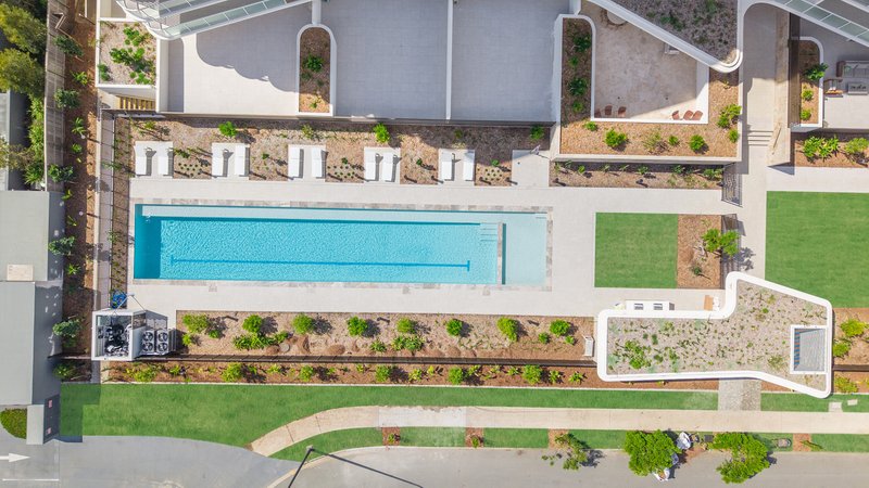 Photo - 204/11 Waterside Retreat, Birtinya QLD 4575 - Image 34