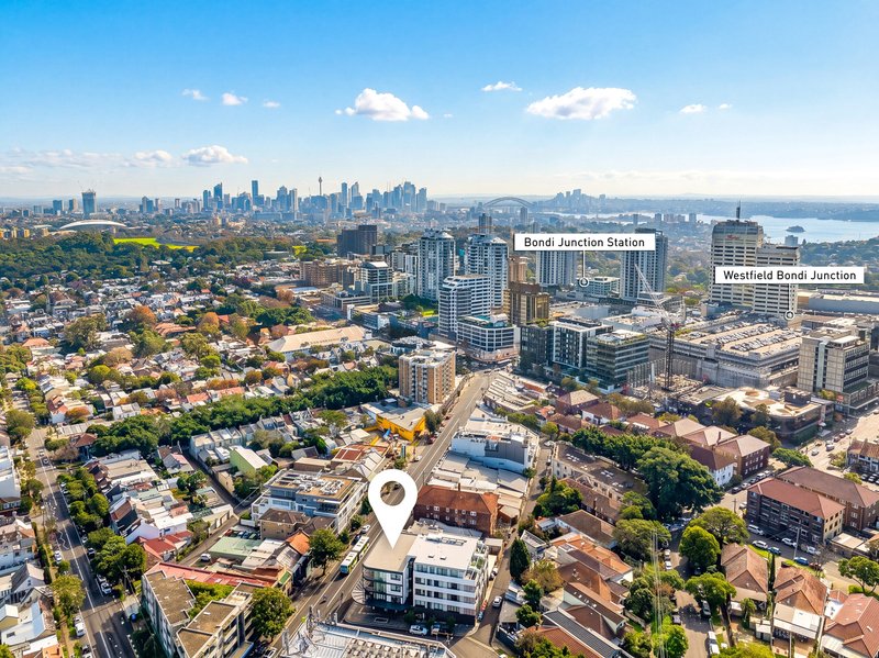 Photo - 204/110 Bronte Road, Bondi Junction NSW 2022 - Image 8