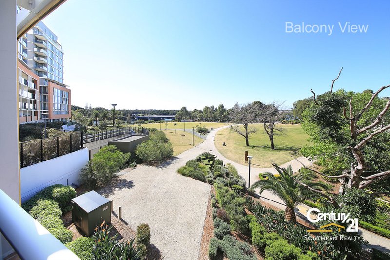 Photo - 204/12 Brodie Spark Drive, Wolli Creek NSW 2205 - Image 7