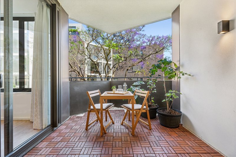 Photo - 204/15 Finlayson Street, Lane Cove NSW 2066 - Image 5