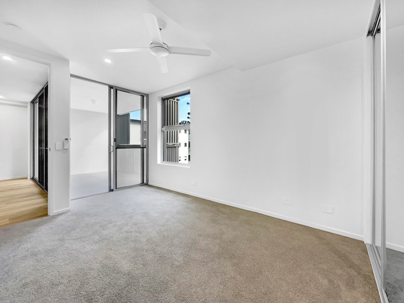 Photo - 204/18-20 Wright Street, Maroochydore QLD 4558 - Image 8