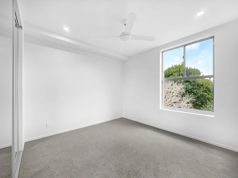 Photo - 204/18-20 Wright Street, Maroochydore QLD 4558 - Image 9