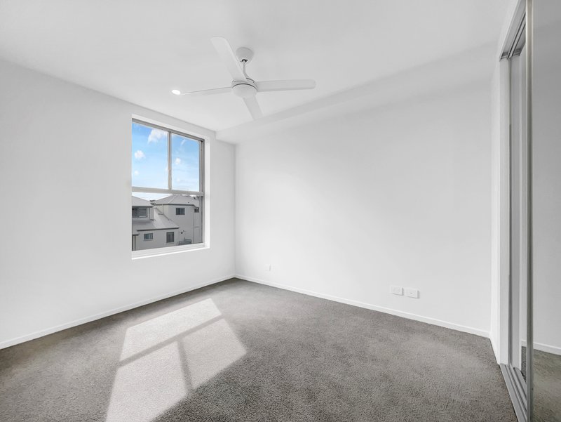 Photo - 204/18-20 Wright Street, Maroochydore QLD 4558 - Image 10