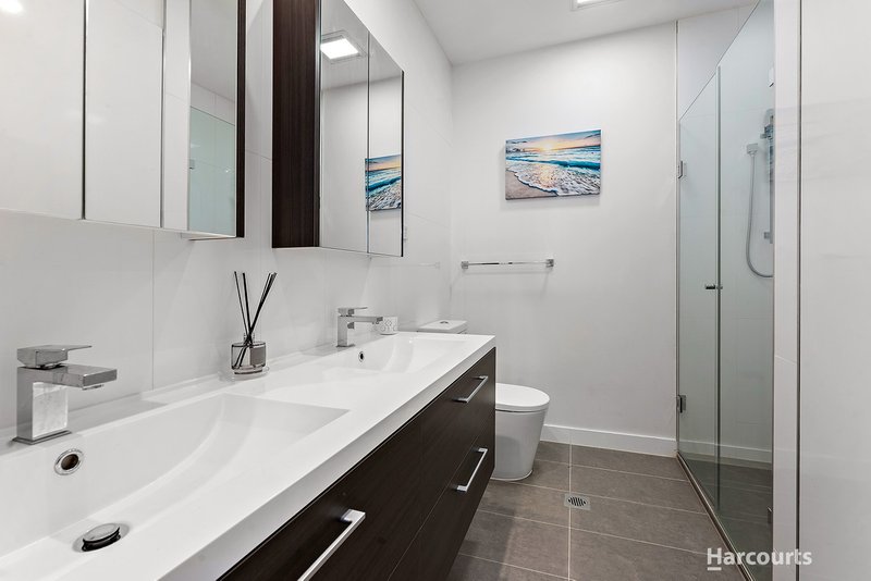 Photo - 204/194 Manningham Road, Bulleen VIC 3105 - Image 5