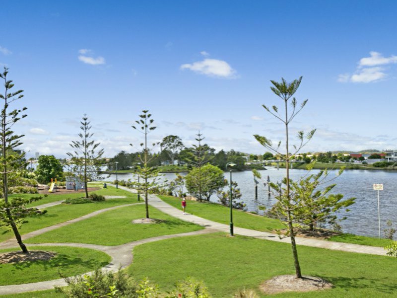 Photo - 204/29-49 Varsity Parade, Varsity Lakes QLD 4227 - Image 13