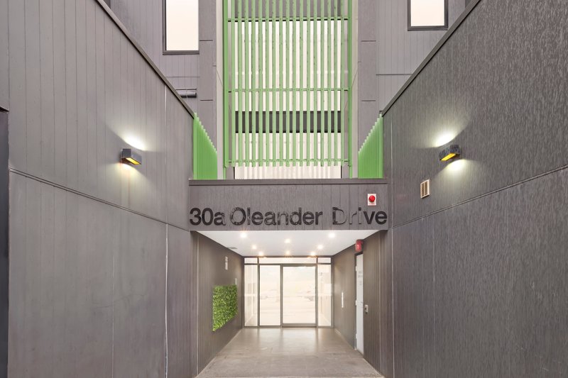 Photo - 204/30 Oleander Drive, Mill Park VIC 3082 - Image 2