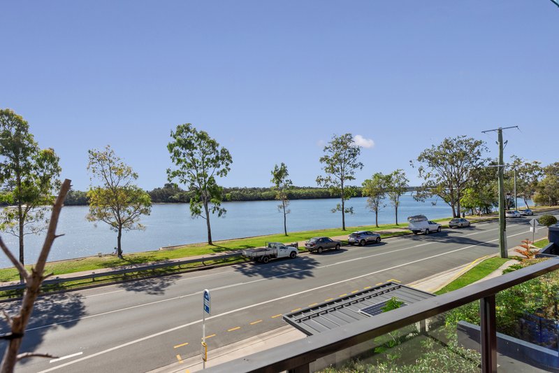 Photo - 204/313 Bradman Avenue, Maroochydore QLD 4558 - Image 4