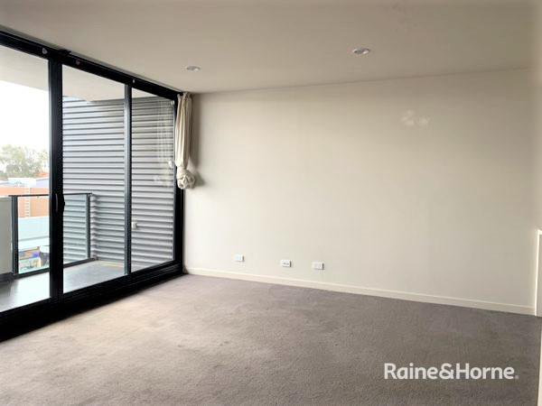 Photo - 204/31B Buckingham Avenue, Springvale VIC 3171 - Image 4