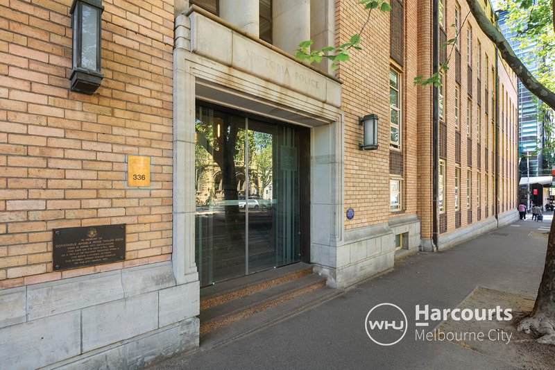 Photo - 204/340 Russell Street, Melbourne VIC 3000 - Image 8
