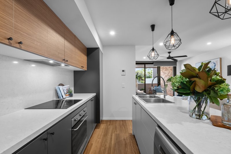 Photo - 204/588 Boundary Street, Spring Hill QLD 4000 - Image 11