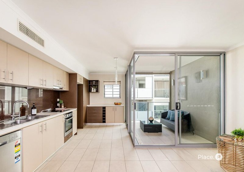 Photo - 20/46 Arthur Street, Fortitude Valley QLD 4006 - Image 3